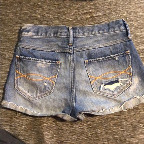 Abercrombie shorts - Picture 2 of 5